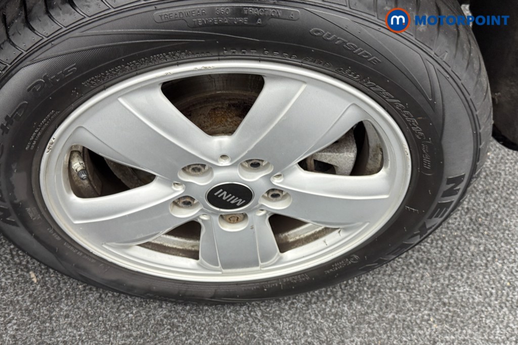 Mini Hatchback Cooper Classic Manual Petrol Hatchback - Stock Number (1549863) - 27th supplementary image