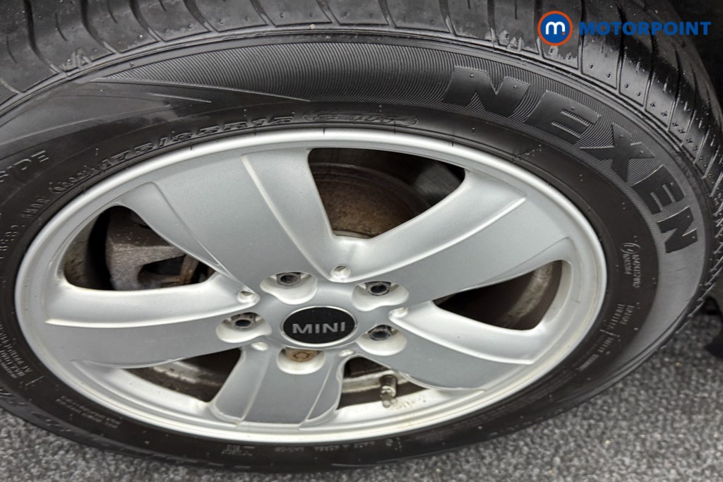 Mini Hatchback Cooper Classic Manual Petrol Hatchback - Stock Number (1549863) - 28th supplementary image