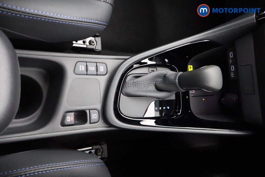 Toyota Yaris Premiere Edition Automatic Petrol-Electric Hybrid Hatchback - Stock Number (1550263) - 8th supplementary image
