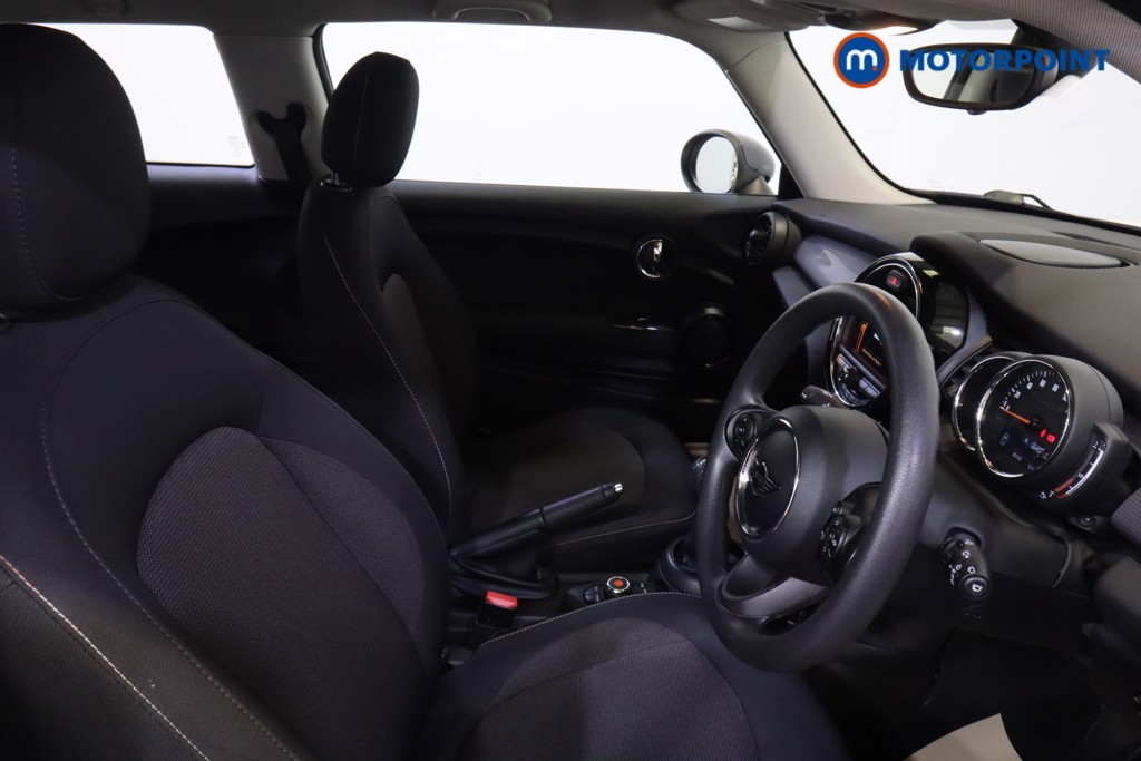 Mini Hatchback Cooper Manual Petrol Hatchback - Stock Number (1550282) - 10th supplementary image
