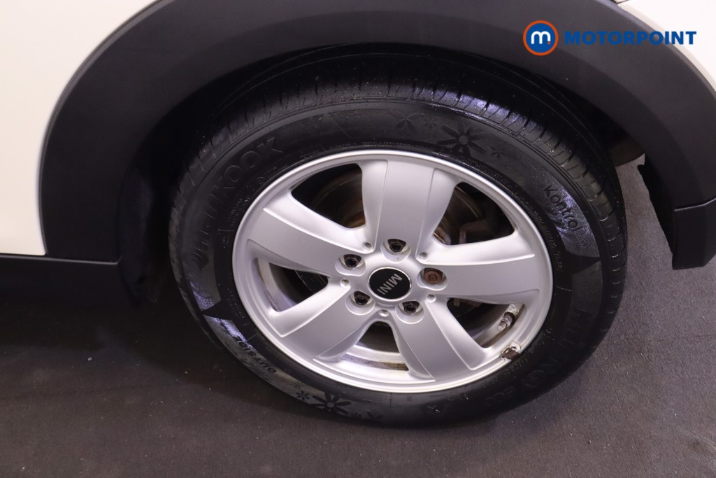 Mini Hatchback Cooper Manual Petrol Hatchback - Stock Number (1550282) - 15th supplementary image