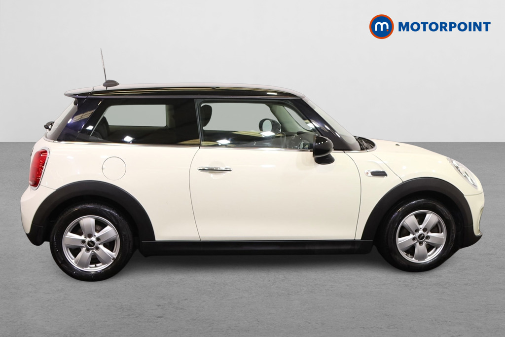 Mini Hatchback Cooper Manual Petrol Hatchback - Stock Number (1550282) - Drivers side