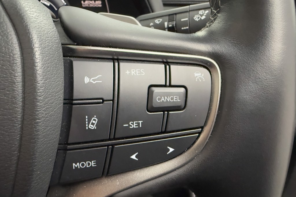 Lexus UX 300E 150Kw 54.3 Kwh 5Dr E-Cvt Takumi Pack Automatic Electric SUV - Stock Number (1550710) - 7th supplementary image