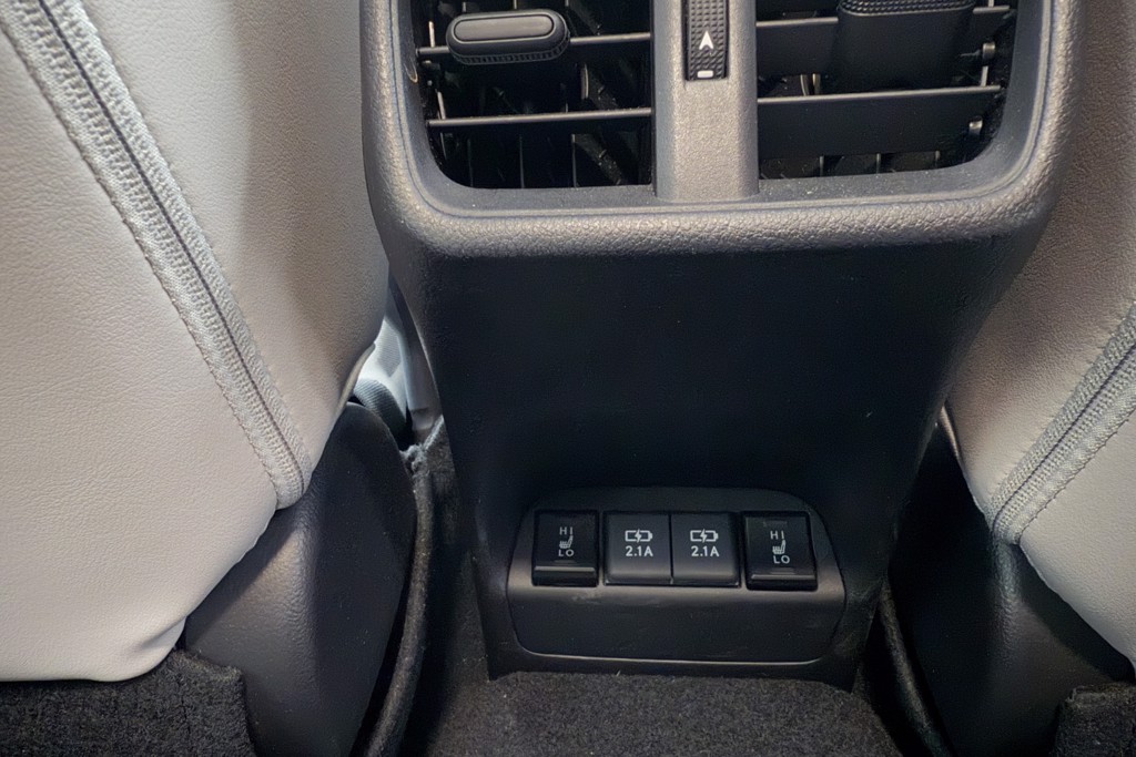 Lexus UX 300E 150Kw 54.3 Kwh 5Dr E-Cvt Takumi Pack Automatic Electric SUV - Stock Number (1550710) - 22nd supplementary image