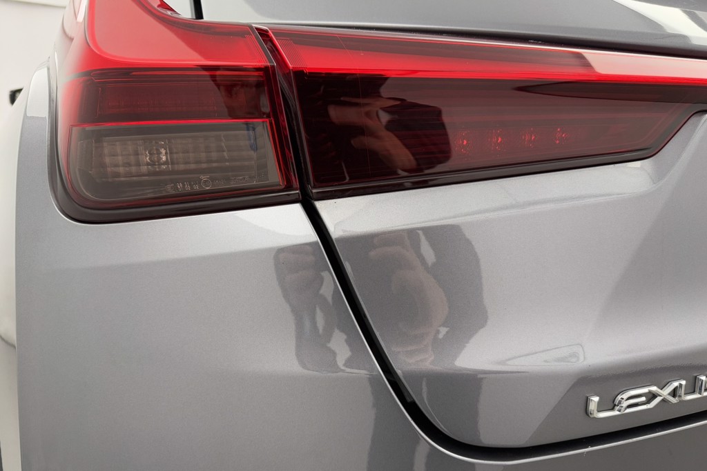 Lexus UX 300E 150Kw 54.3 Kwh 5Dr E-Cvt Takumi Pack Automatic Electric SUV - Stock Number (1550710) - 26th supplementary image