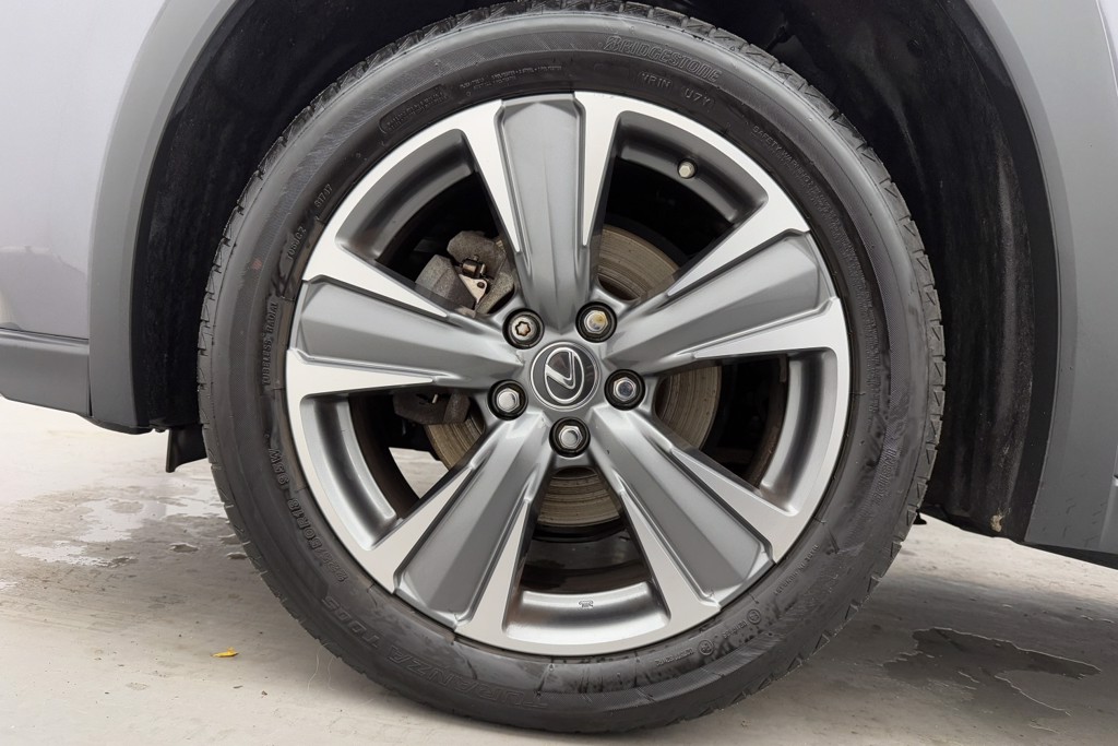 Lexus UX 300E 150Kw 54.3 Kwh 5Dr E-Cvt Takumi Pack Automatic Electric SUV - Stock Number (1550710) - 31st supplementary image