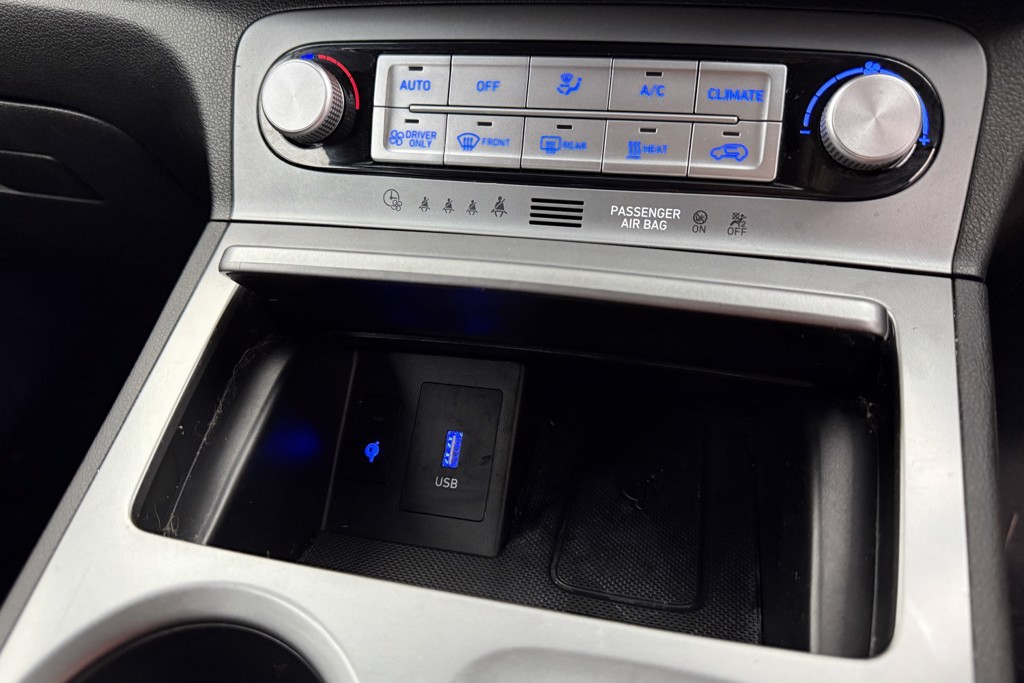 Hyundai Kona Premium Automatic Electric SUV - Stock Number (1550730) - 14th supplementary image