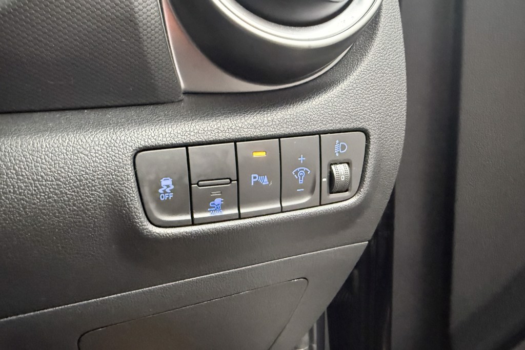 Hyundai Kona Premium Automatic Electric SUV - Stock Number (1550730) - 16th supplementary image