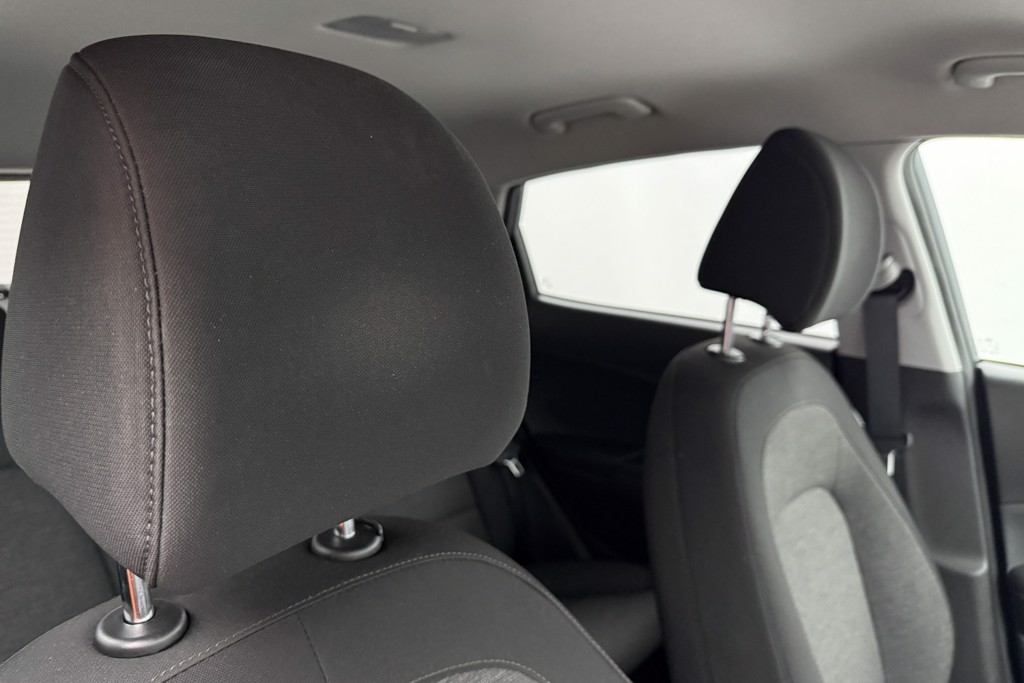 Hyundai Kona Premium Automatic Electric SUV - Stock Number (1550730) - 20th supplementary image