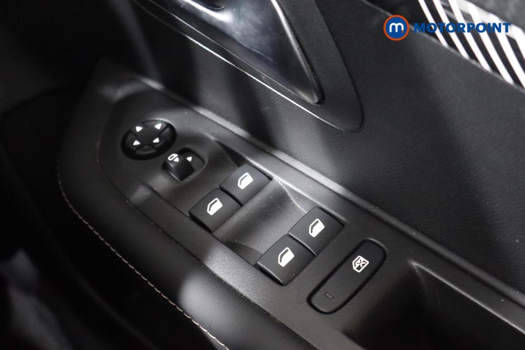 Peugeot 208 Allure Automatic Petrol-Electric Hybrid Hatchback - Stock Number (1551133) - 13th supplementary image
