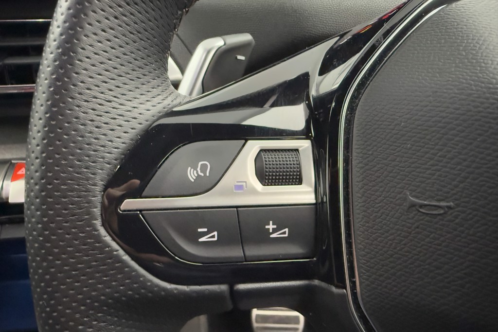 Peugeot 3008 GT Automatic Diesel SUV - Stock Number (1551138) - 4th supplementary image