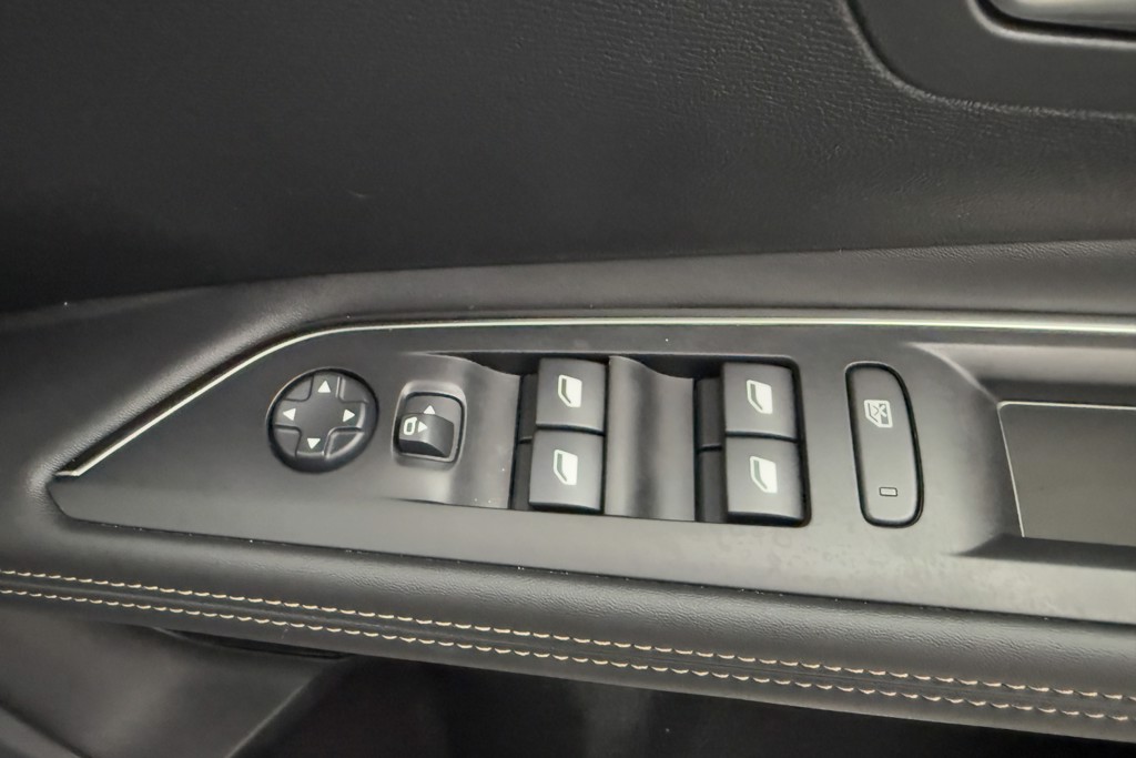 Peugeot 3008 GT Automatic Diesel SUV - Stock Number (1551138) - 17th supplementary image