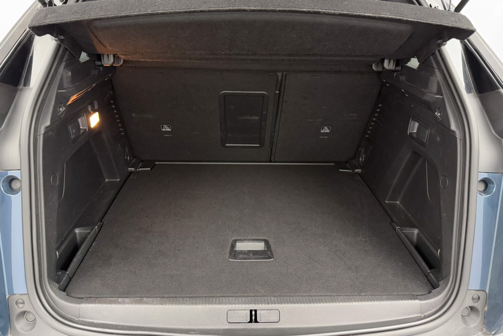 Peugeot 3008 GT Automatic Diesel SUV - Stock Number (1551138) - 24th supplementary image