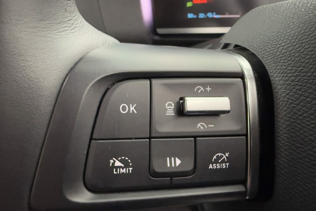 Citroen C4 X Shine Plus Automatic Electric Saloon - Stock Number (1551139) - 4th supplementary image