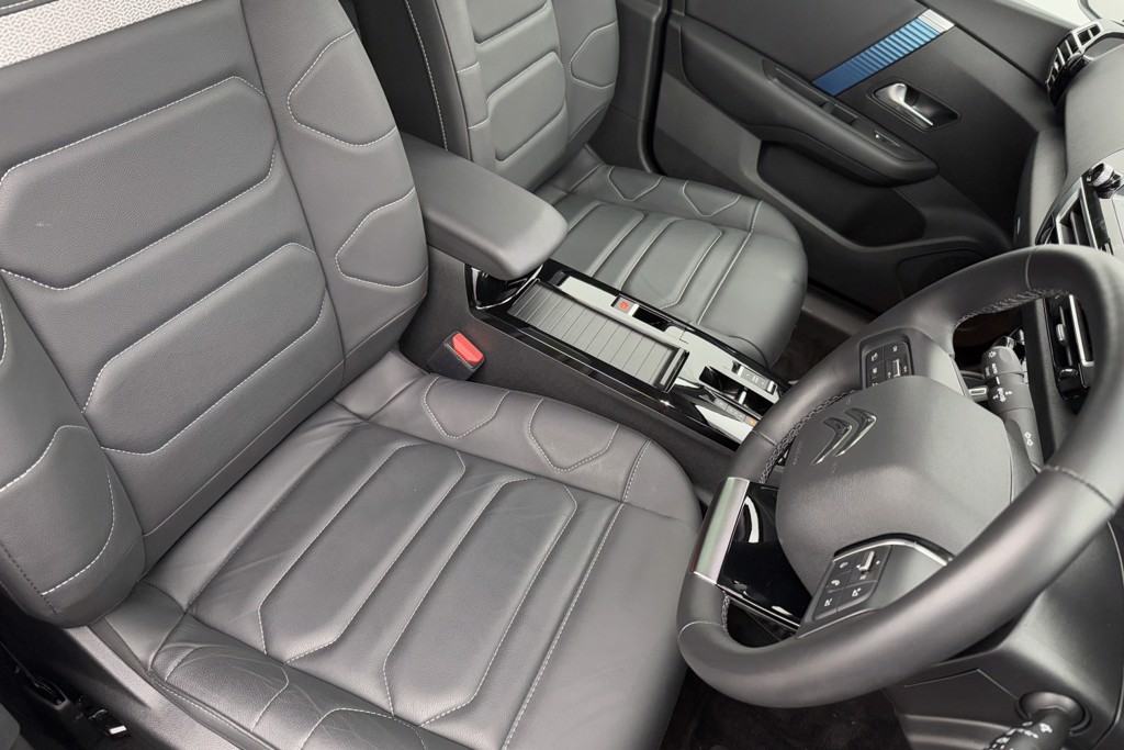 Citroen C4 X Shine Plus Automatic Electric Saloon - Stock Number (1551139) - 23rd supplementary image