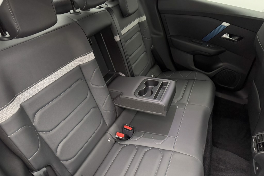 Citroen C4 X Shine Plus Automatic Electric Saloon - Stock Number (1551139) - 27th supplementary image