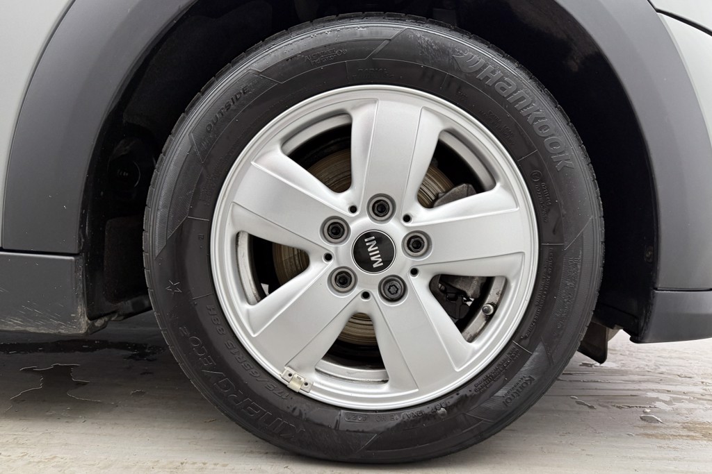 Mini Hatchback Cooper Classic Manual Petrol Hatchback - Stock Number (1551141) - 32nd supplementary image