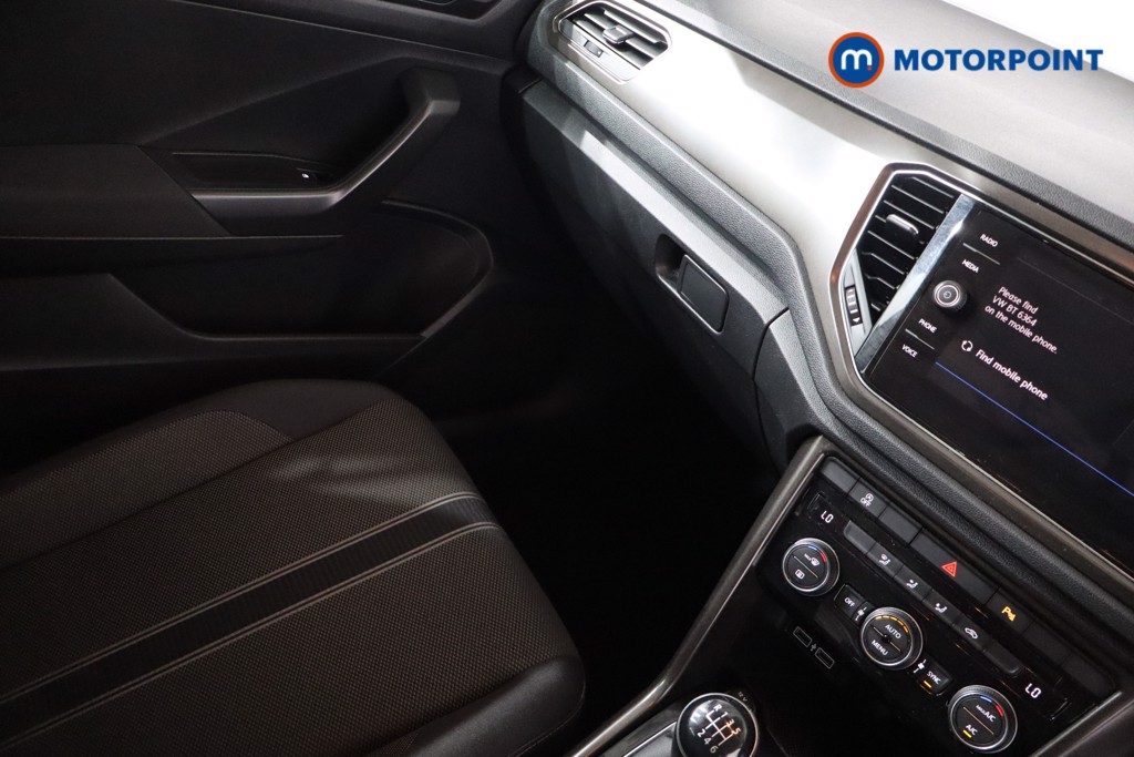 Volkswagen T-Roc SE Manual Diesel SUV - Stock Number (1551645) - 16th supplementary image