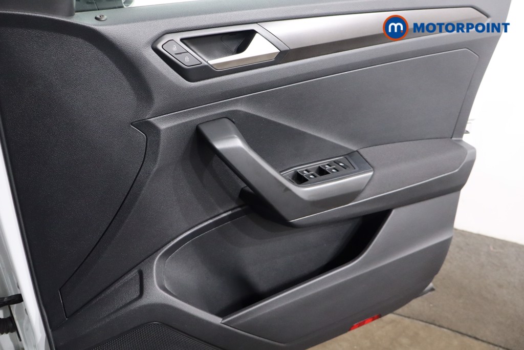 Volkswagen T-Roc SE Manual Diesel SUV - Stock Number (1551645) - 21st supplementary image
