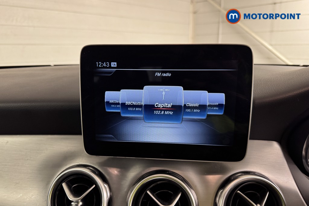Mercedes-Benz GLA Amg Line Automatic Petrol SUV - Stock Number (1551687) - 2nd supplementary image