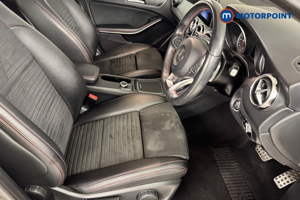 Mercedes-Benz GLA Amg Line Automatic Petrol SUV - Stock Number (1551687) - 5th supplementary image