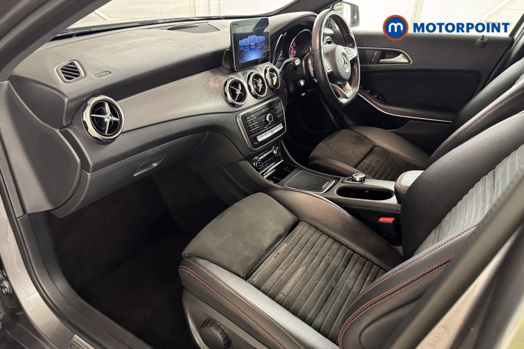 Mercedes-Benz GLA Amg Line Automatic Petrol SUV - Stock Number (1551687) - 7th supplementary image