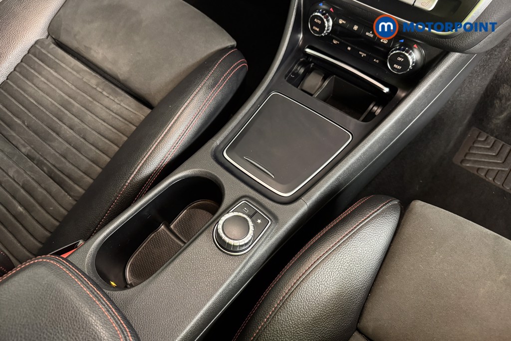 Mercedes-Benz GLA Amg Line Automatic Petrol SUV - Stock Number (1551687) - 9th supplementary image
