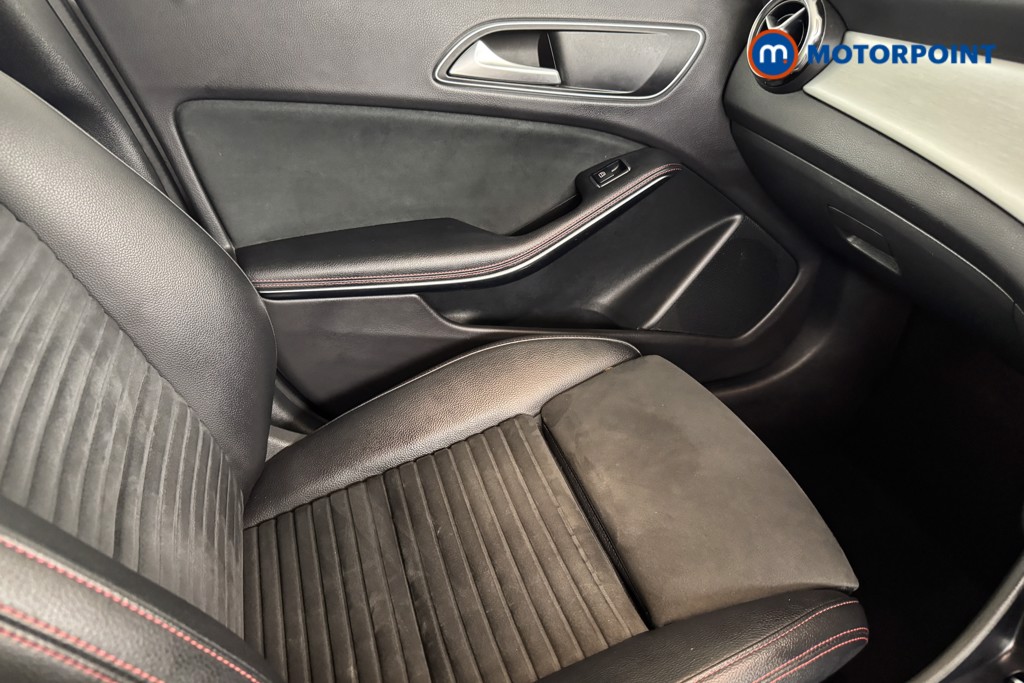 Mercedes-Benz GLA Amg Line Automatic Petrol SUV - Stock Number (1551687) - 10th supplementary image