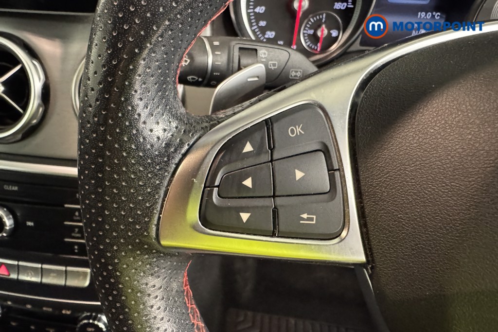 Mercedes-Benz GLA Amg Line Automatic Petrol SUV - Stock Number (1551687) - 12th supplementary image