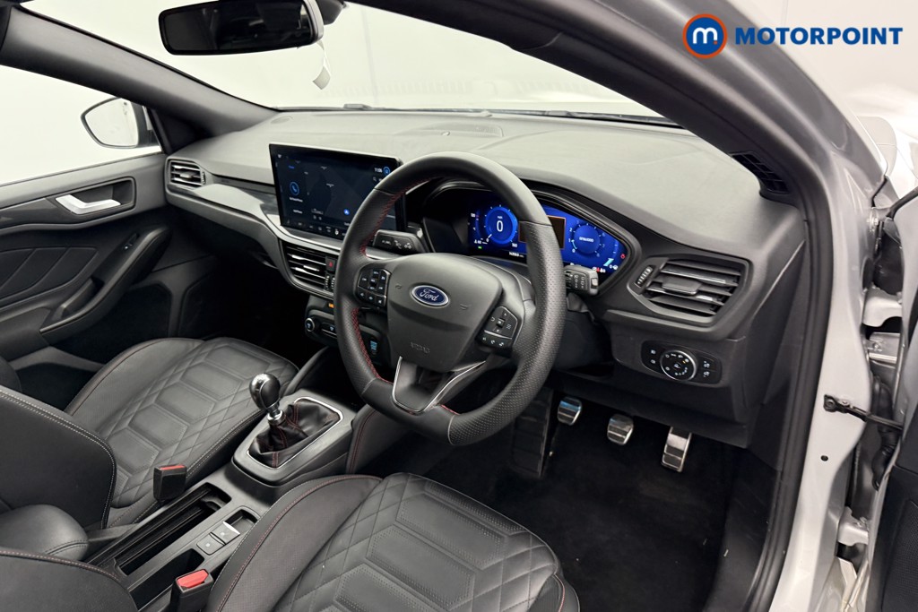 Ford Focus St-Line X Manual Petrol-Electric Hybrid Hatchback - Stock Number (1552023) - 4th supplementary image