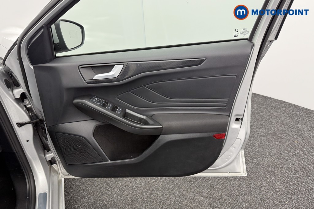 Ford Focus St-Line X Manual Petrol-Electric Hybrid Hatchback - Stock Number (1552023) - 18th supplementary image