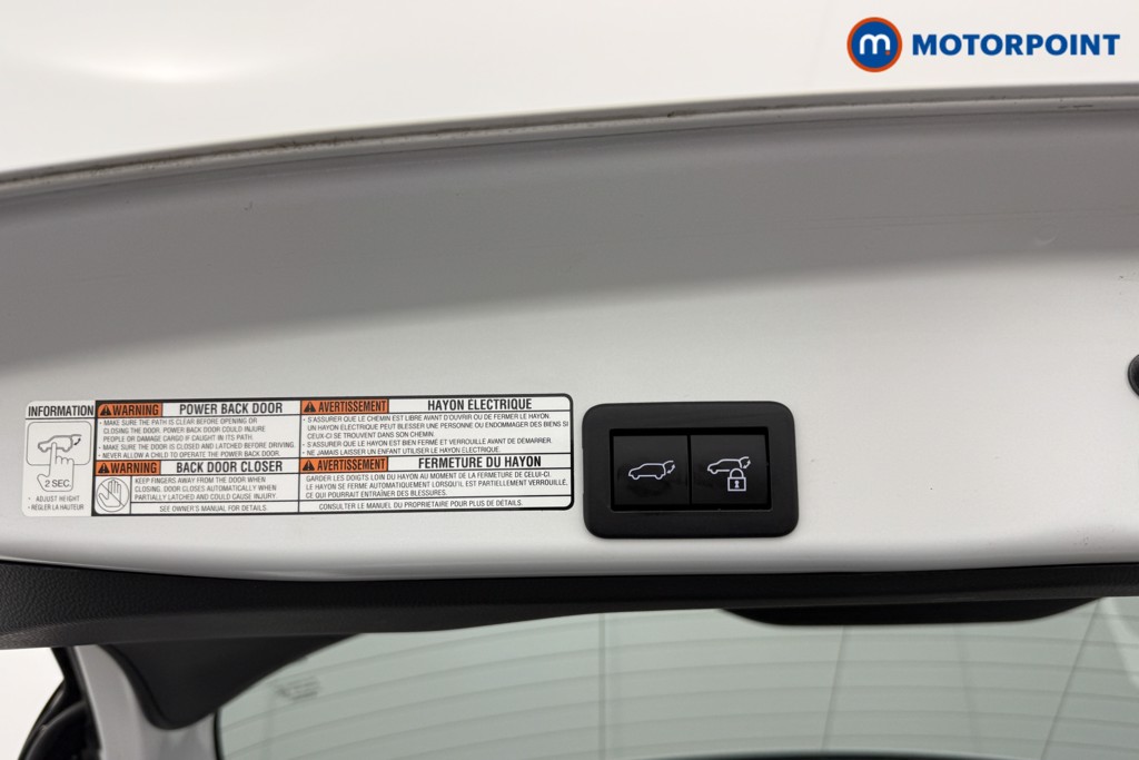 Toyota Yaris Cross Excel Automatic Petrol-Electric Hybrid Estate - Stock Number (1552308) - 23rd supplementary image