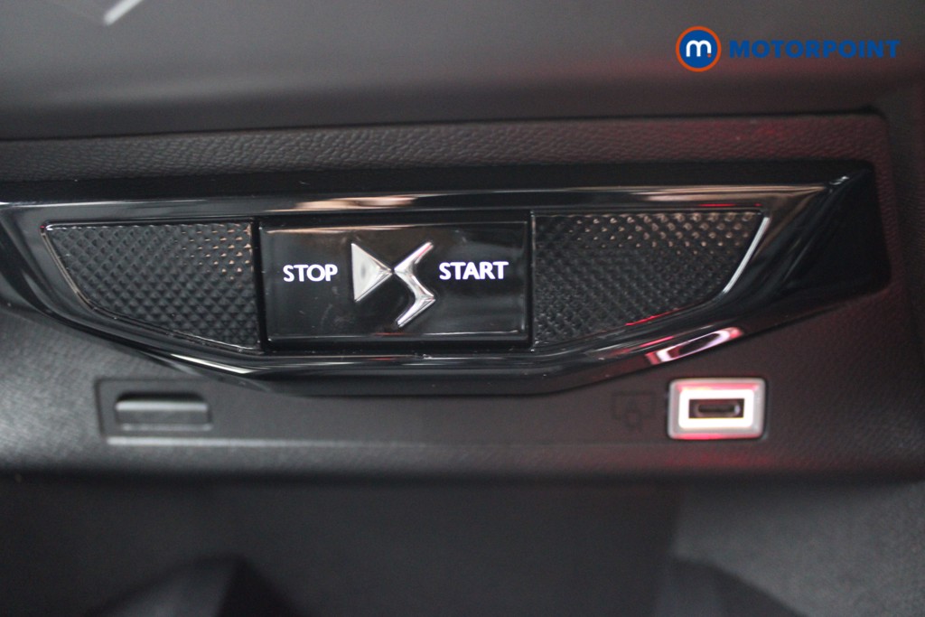 DS Ds 3 Opera Automatic Petrol SUV - Stock Number (1552458) - 12th supplementary image