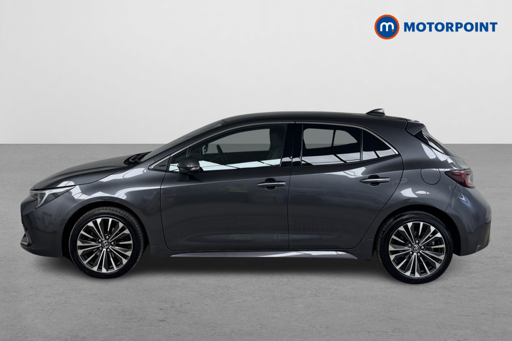 Toyota Corolla Design Automatic Petrol-Electric Hybrid Hatchback - Stock Number (1553588) - Passenger side