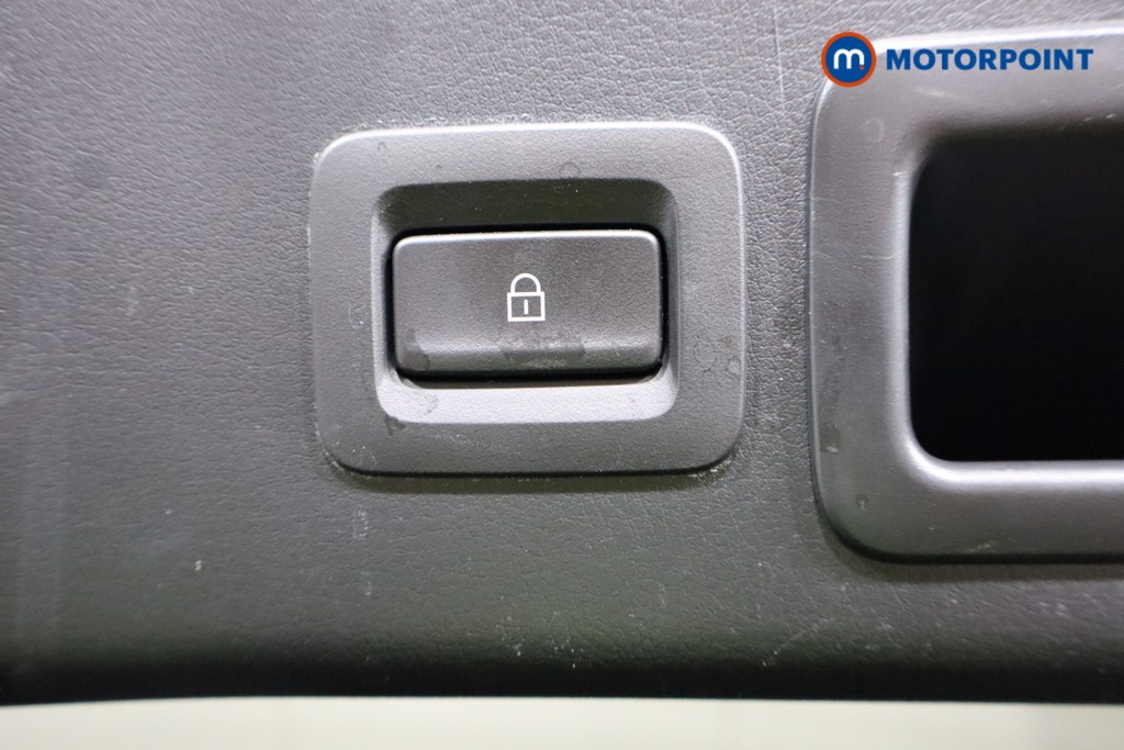 Mazda 3 Sport Lux Manual Petrol-Electric Hybrid Hatchback - Stock Number (1531064) - 19th supplementary image