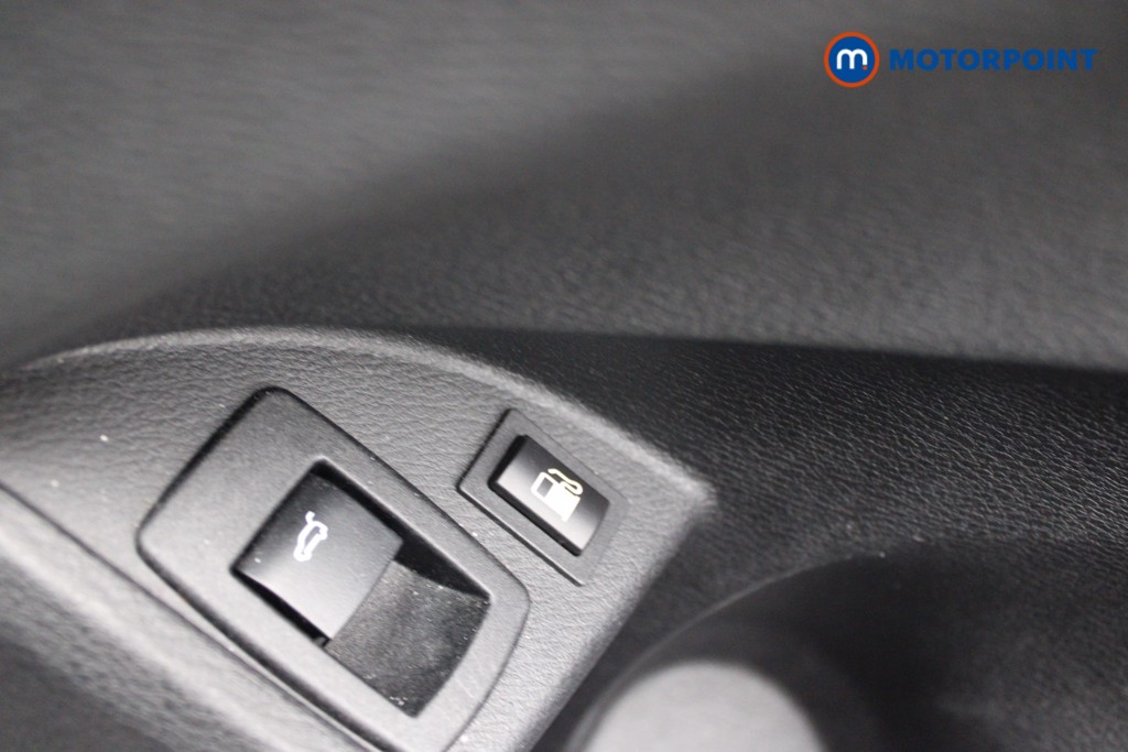 BMW X1 M Sport Automatic Petrol Plug-In Hybrid SUV - Stock Number (1533029) - 18th supplementary image