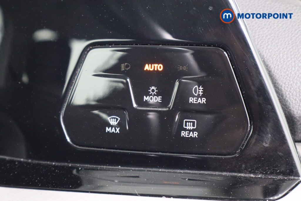 Volkswagen Golf Life Manual Petrol Hatchback - Stock Number (1535676) - 21st supplementary image