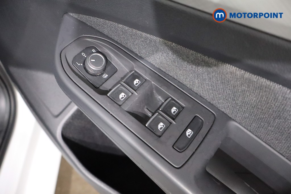 Volkswagen Golf Life Manual Petrol Hatchback - Stock Number (1535676) - 23rd supplementary image