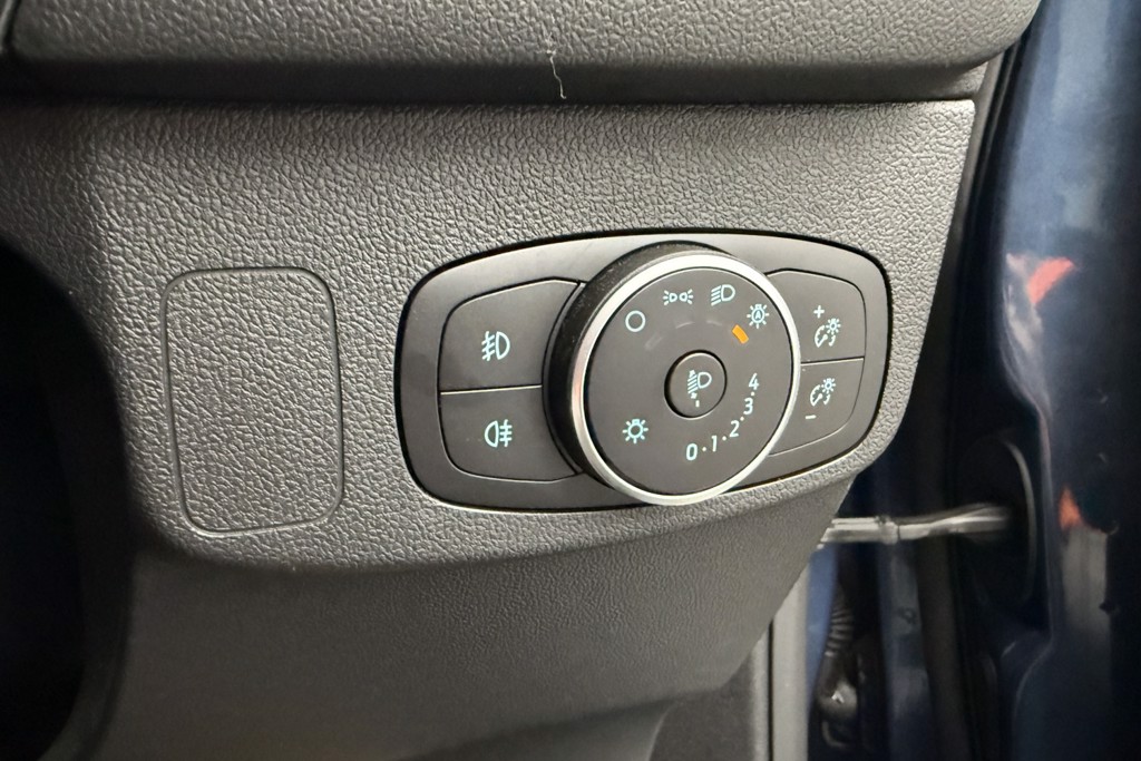 Ford Focus Active X Edition Automatic Petrol Hatchback - Stock Number (1541476) - 16th supplementary image