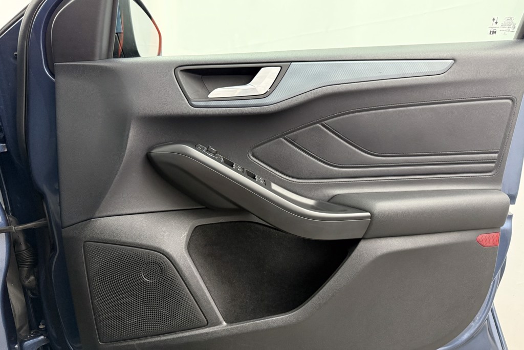 Ford Focus Active X Edition Automatic Petrol Hatchback - Stock Number (1541476) - 17th supplementary image