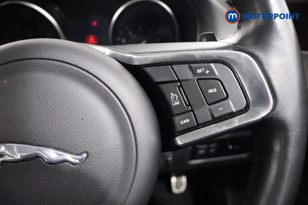 Jaguar XF Portfolio Automatic Petrol Saloon - Stock Number (1541899) - 8th supplementary image
