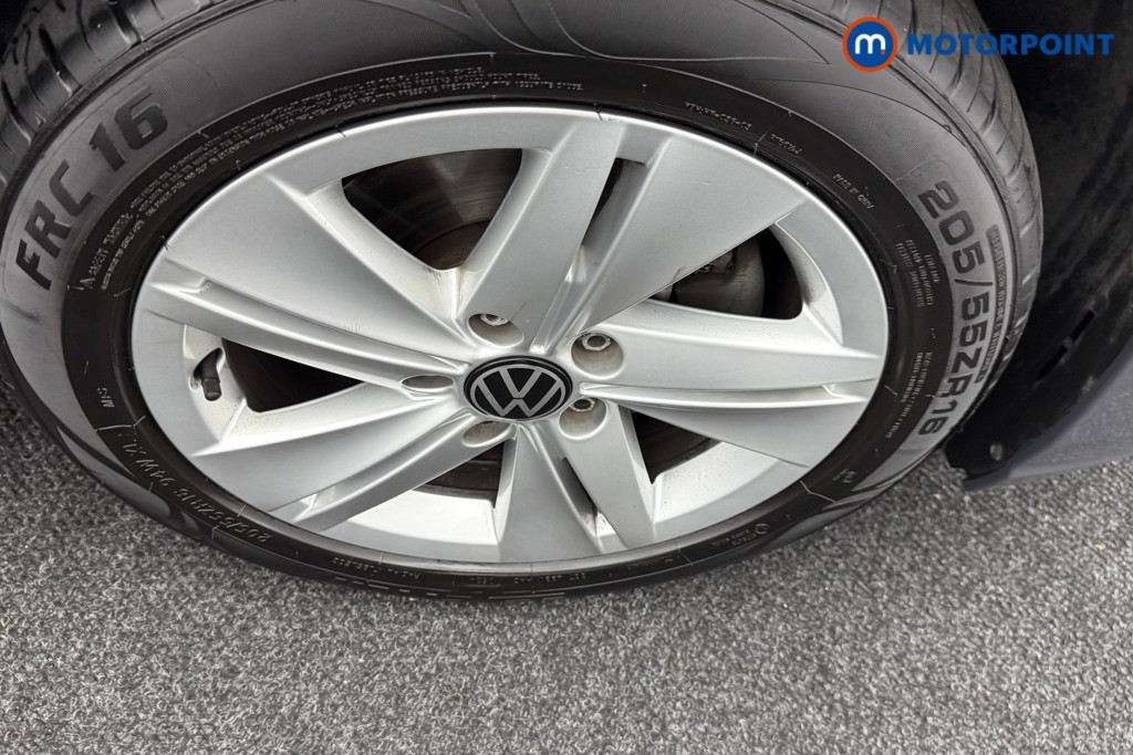 Volkswagen Golf Life Manual Petrol Hatchback - Stock Number (1541912) - 32nd supplementary image