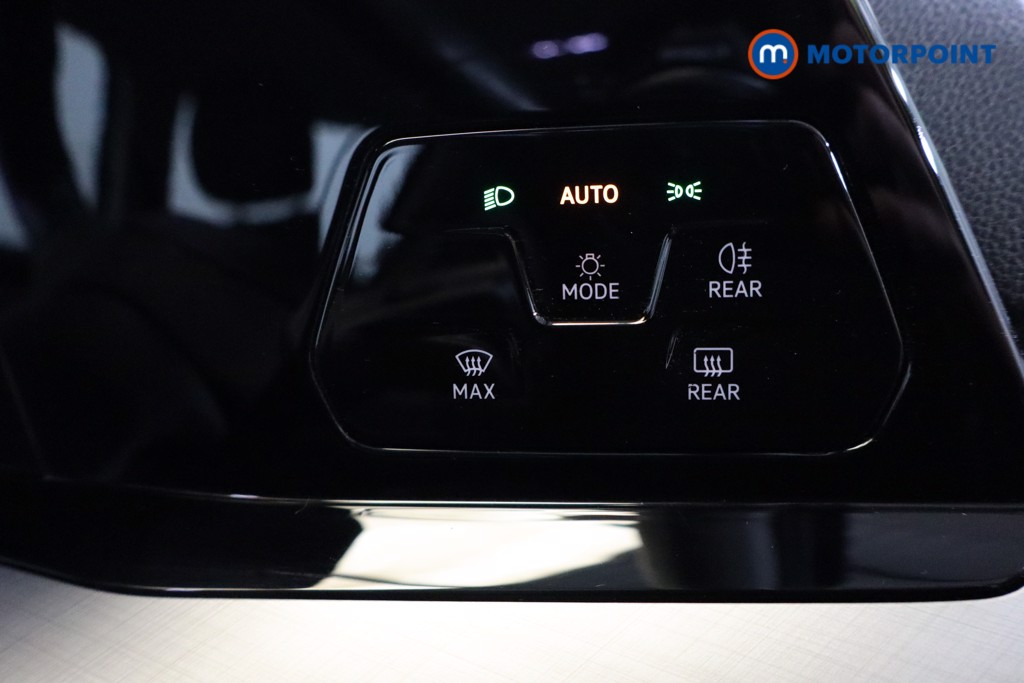 Volkswagen Golf Life Manual Petrol Hatchback - Stock Number (1543055) - 12th supplementary image