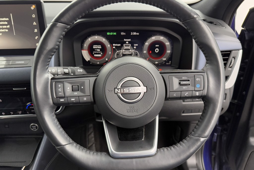 Nissan Qashqai Tekna Manual Petrol SUV - Stock Number (1543661) - 3rd supplementary image