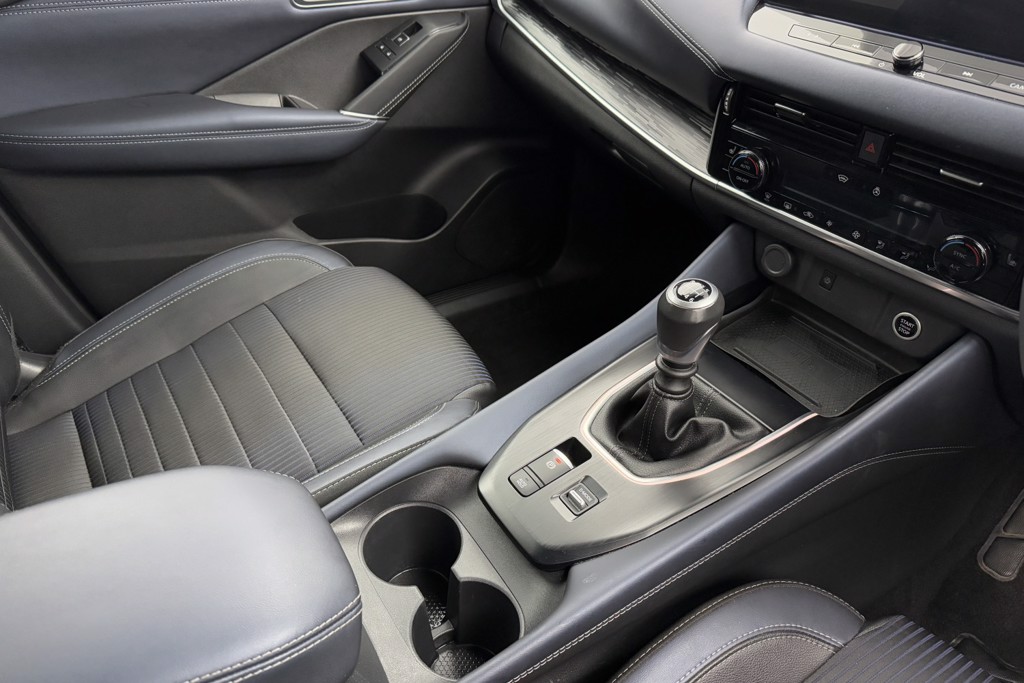 Nissan Qashqai Tekna Manual Petrol SUV - Stock Number (1543661) - 13th supplementary image