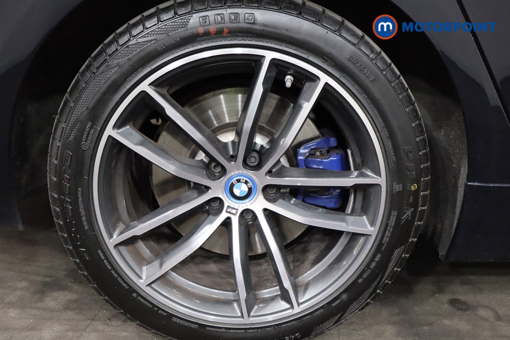 BMW 5 Series M Sport Automatic Petrol Plug-In Hybrid Estate - Stock Number (1543742) - 19th supplementary image