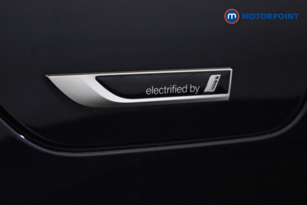 BMW 5 Series M Sport Automatic Petrol Plug-In Hybrid Estate - Stock Number (1543742) - 23rd supplementary image