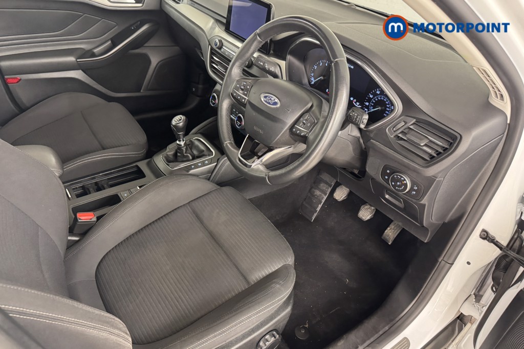 Ford Focus Titanium Manual Petrol Hatchback - Stock Number (1543990) - 6th supplementary image