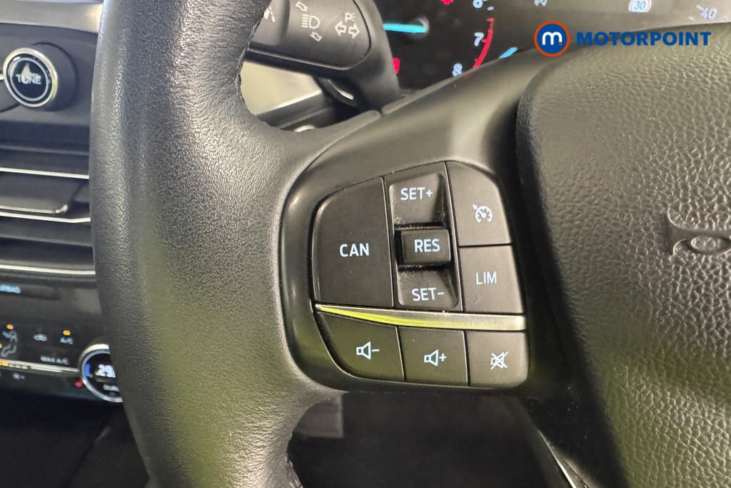 Ford Focus Titanium Manual Petrol Hatchback - Stock Number (1543990) - 12th supplementary image