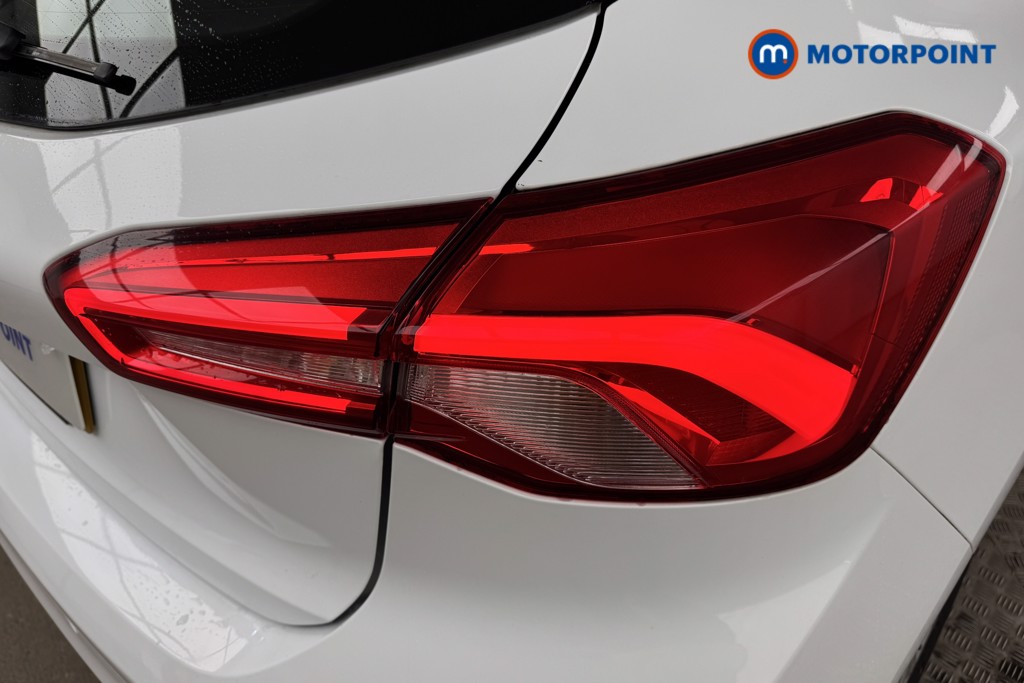 Ford Focus Titanium Manual Petrol Hatchback - Stock Number (1543990) - 17th supplementary image